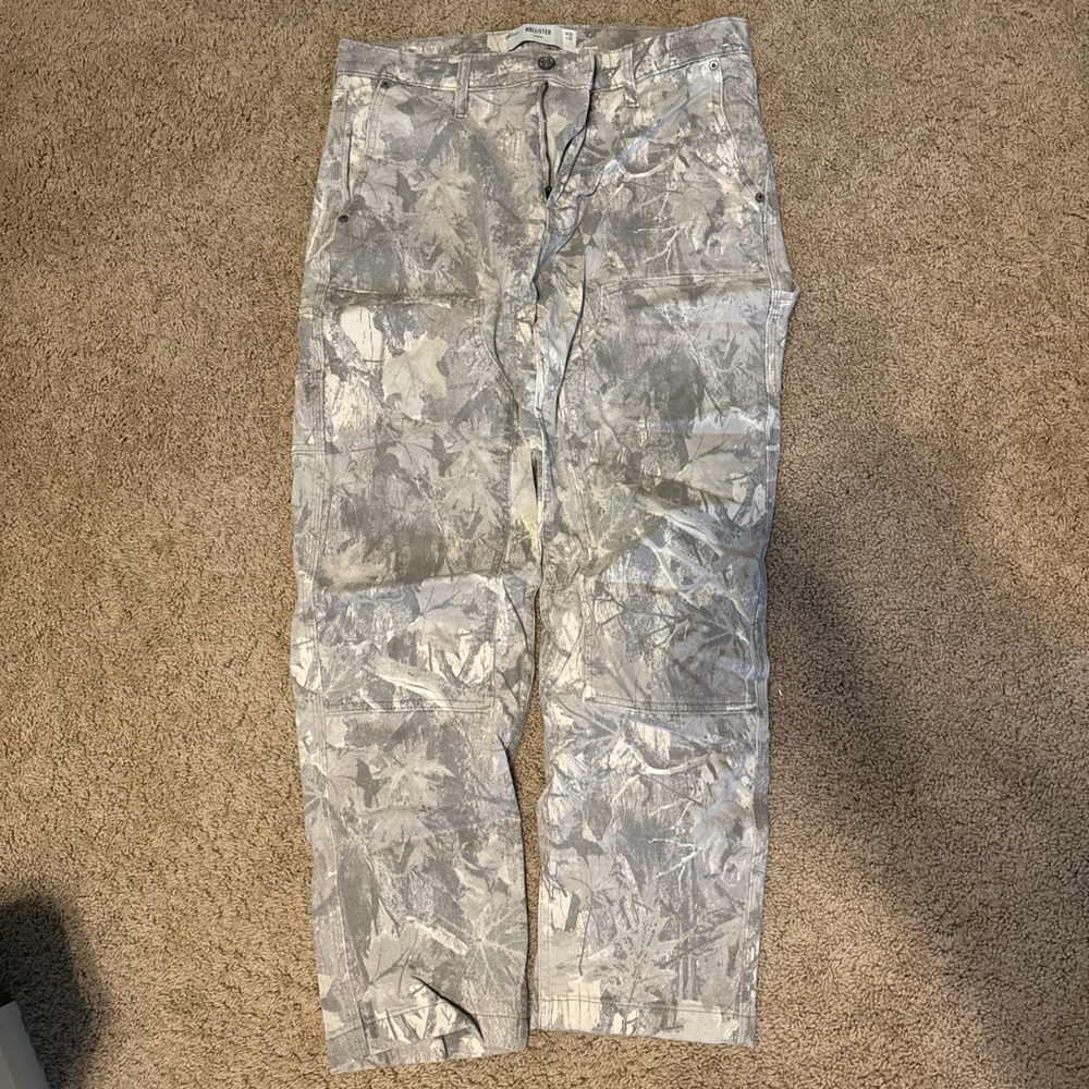 Hollister Men's Light Gray Cargo Pants